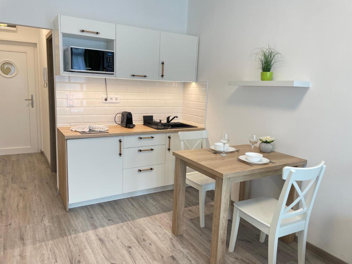 Siesta Apartman บาลาทอนเบรีน ภายนอก รูปภาพ