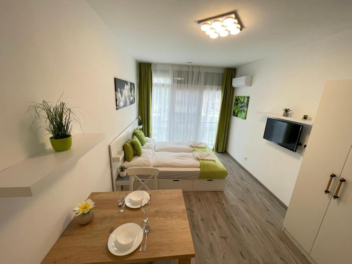 Siesta Apartman บาลาทอนเบรีน ภายนอก รูปภาพ