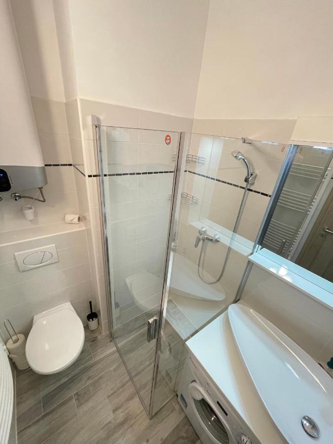 Siesta Apartman บาลาทอนเบรีน ภายนอก รูปภาพ