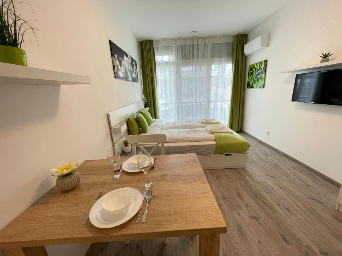 Siesta Apartman บาลาทอนเบรีน ภายนอก รูปภาพ