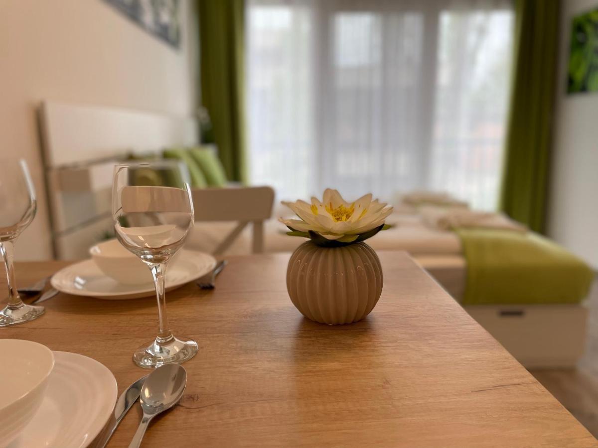 Siesta Apartman บาลาทอนเบรีน ภายนอก รูปภาพ
